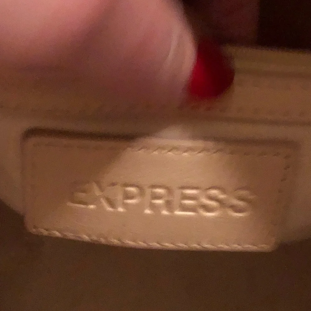 Express classic nude /cream Quilted bag with handles & removable crossbody strap